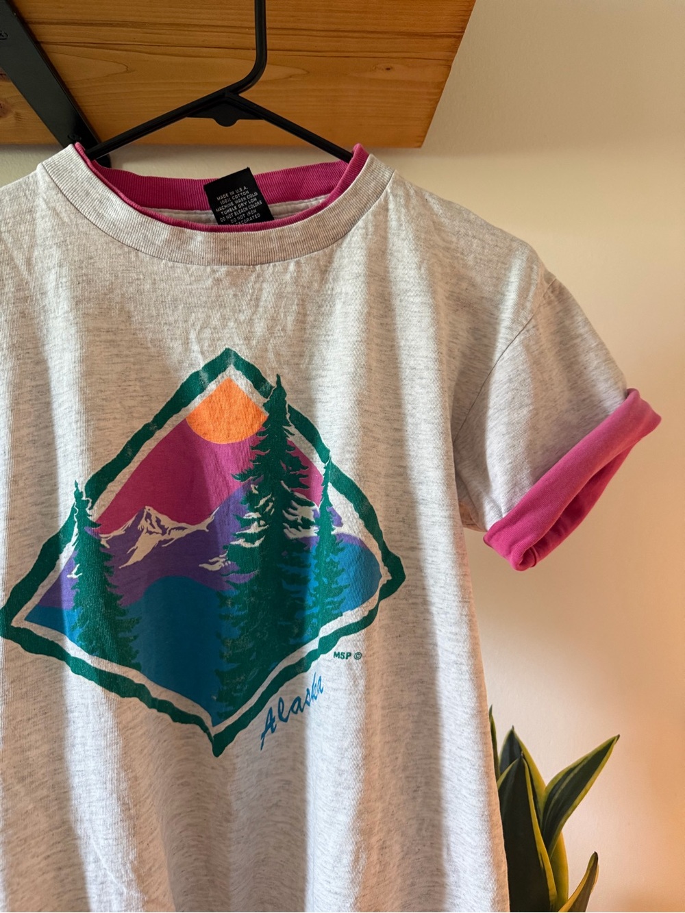 Heather Gray Short-Sleeve Graphic Tee with Pink Trim